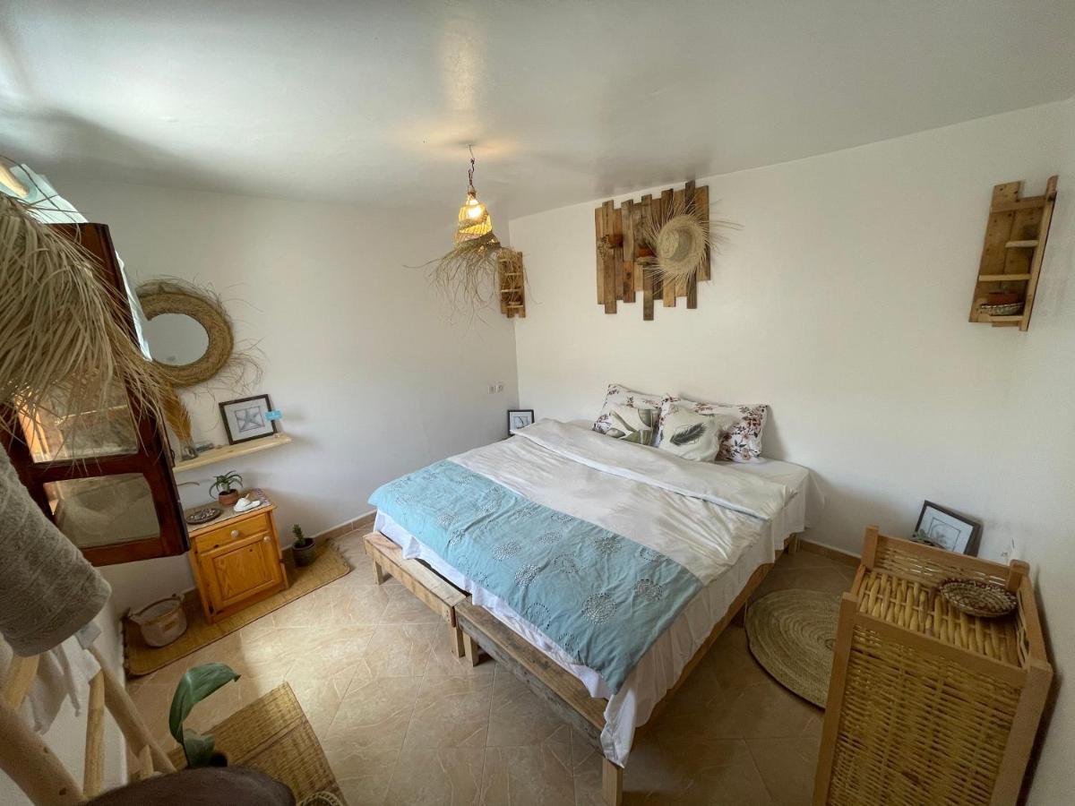 Ostello We Surf Morocco Boutique House Taghazout Esterno foto