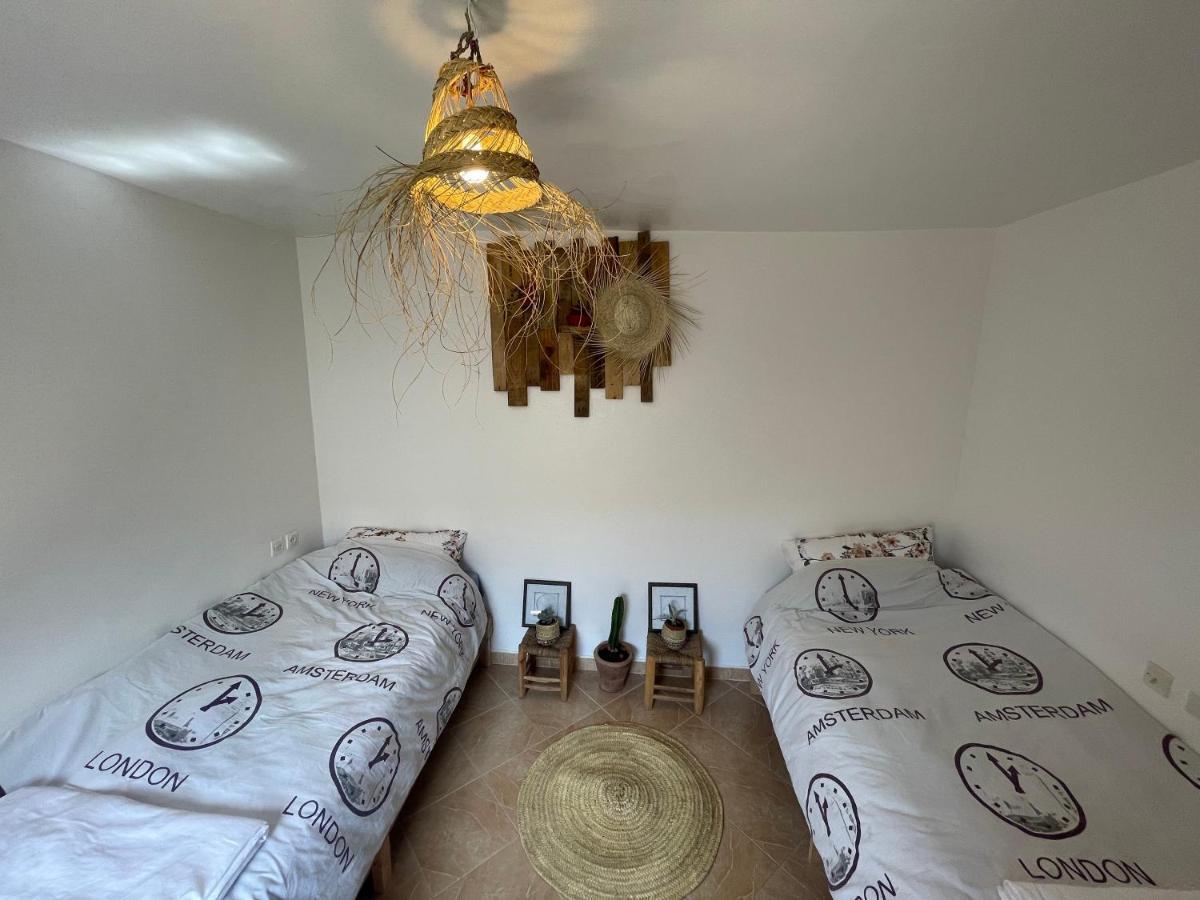 Ostello We Surf Morocco Boutique House Taghazout Esterno foto