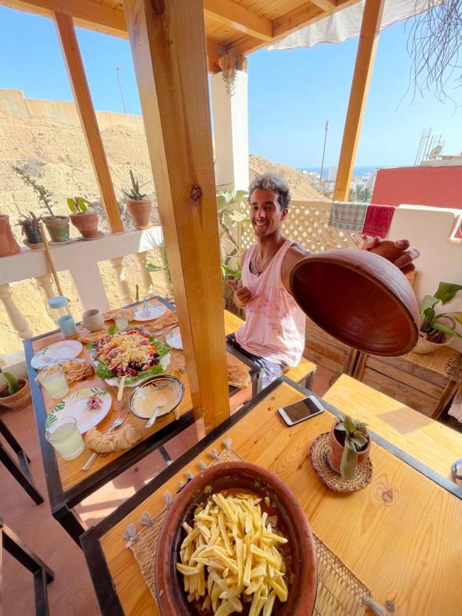 Ostello We Surf Morocco Boutique House Taghazout Esterno foto