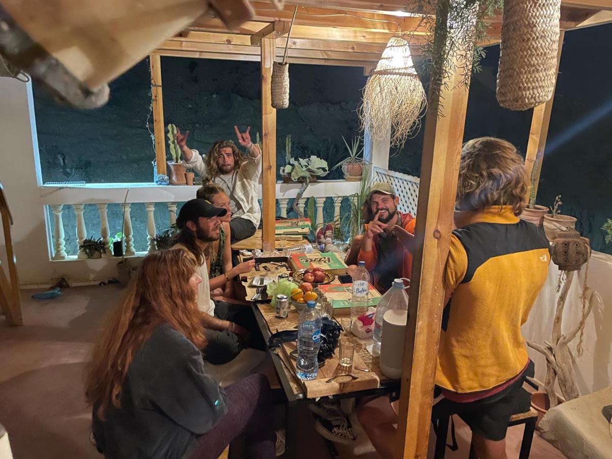 Ostello We Surf Morocco Boutique House Taghazout Esterno foto