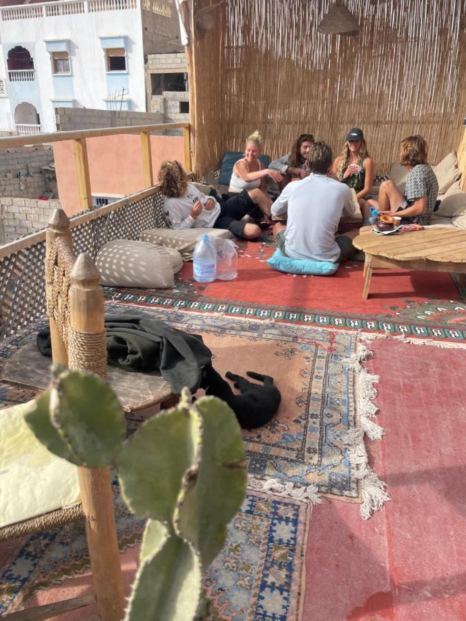 Ostello We Surf Morocco Boutique House Taghazout Esterno foto